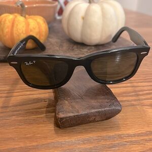Ray Ban Sunglasses RB2140.